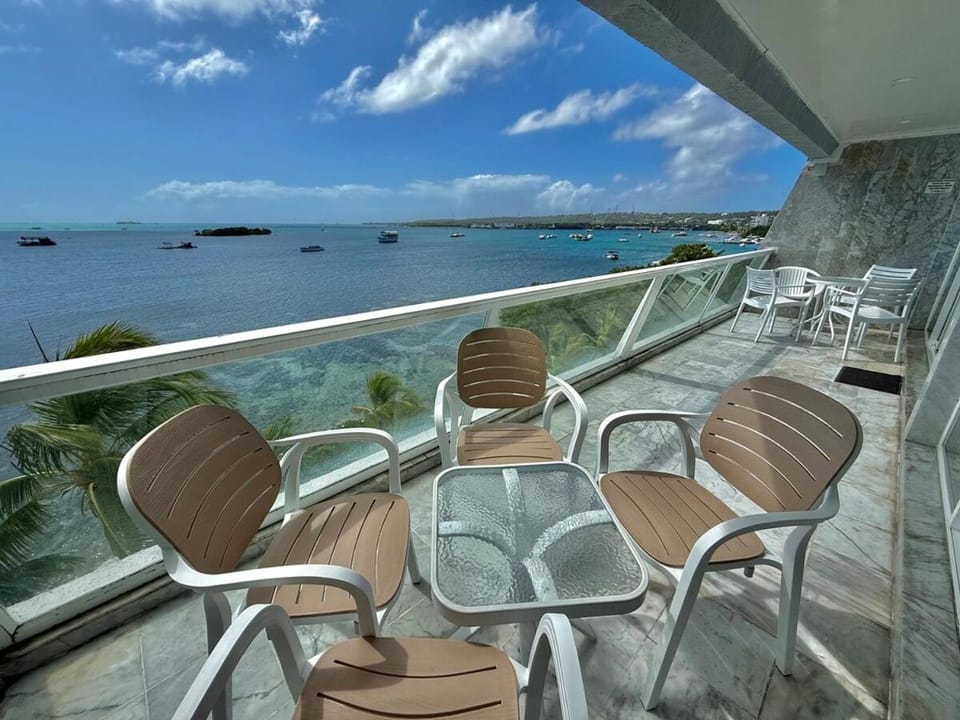 Apartamentos con playa privada y vista al mar, by Caribe Relax Apartment in San Andres