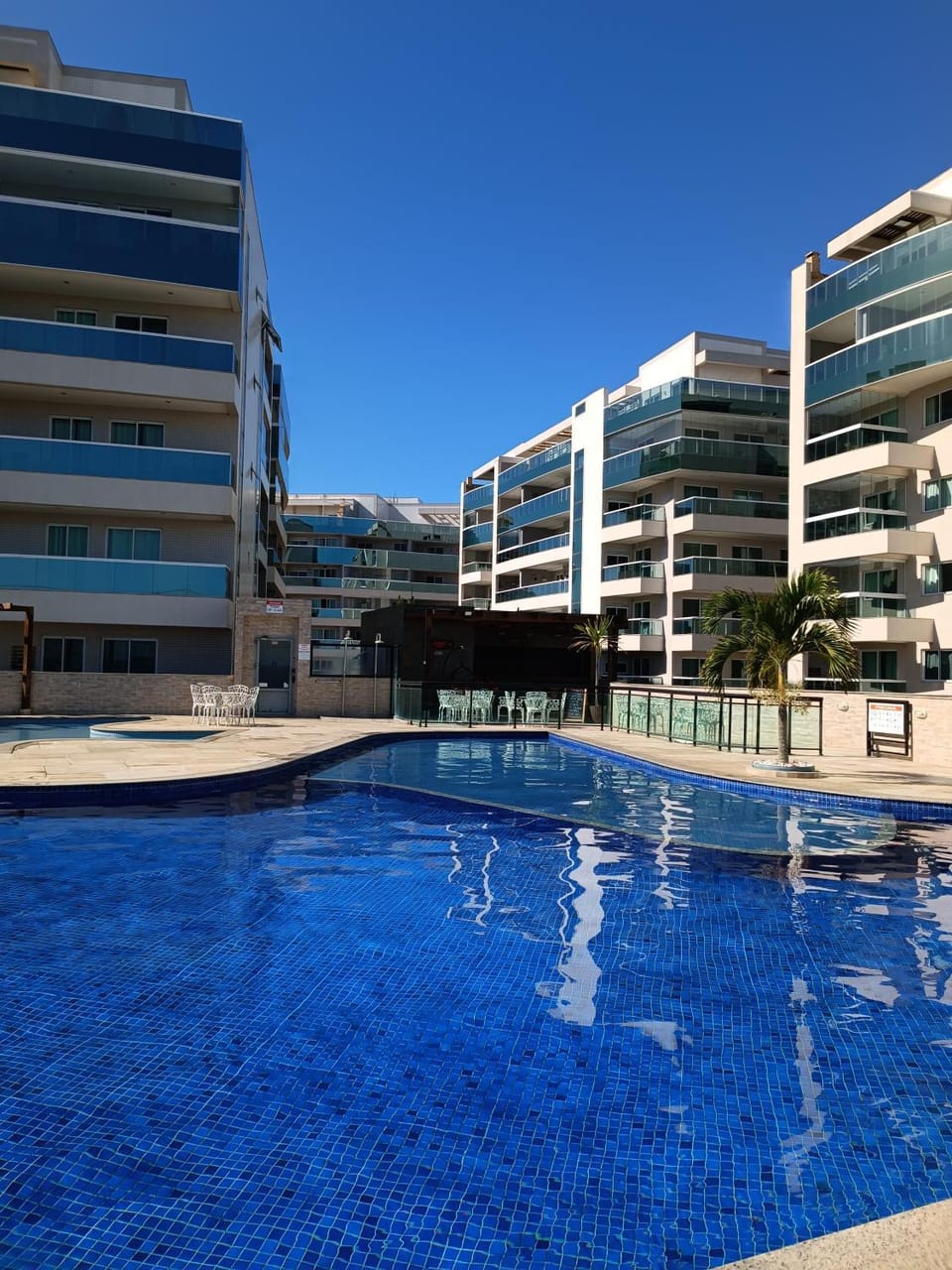 Property building, Day, Pool view, Swimming pool