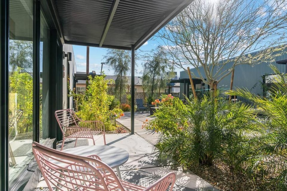Unique Design 1-bedroom Apartment - 80 Walkscore! Apartment in Phoenix