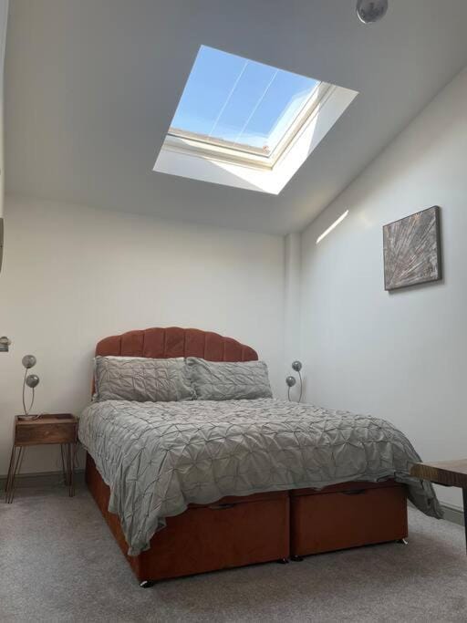 Smithy Bungalow, free private parking included, Buxton Apartment in High Peak District