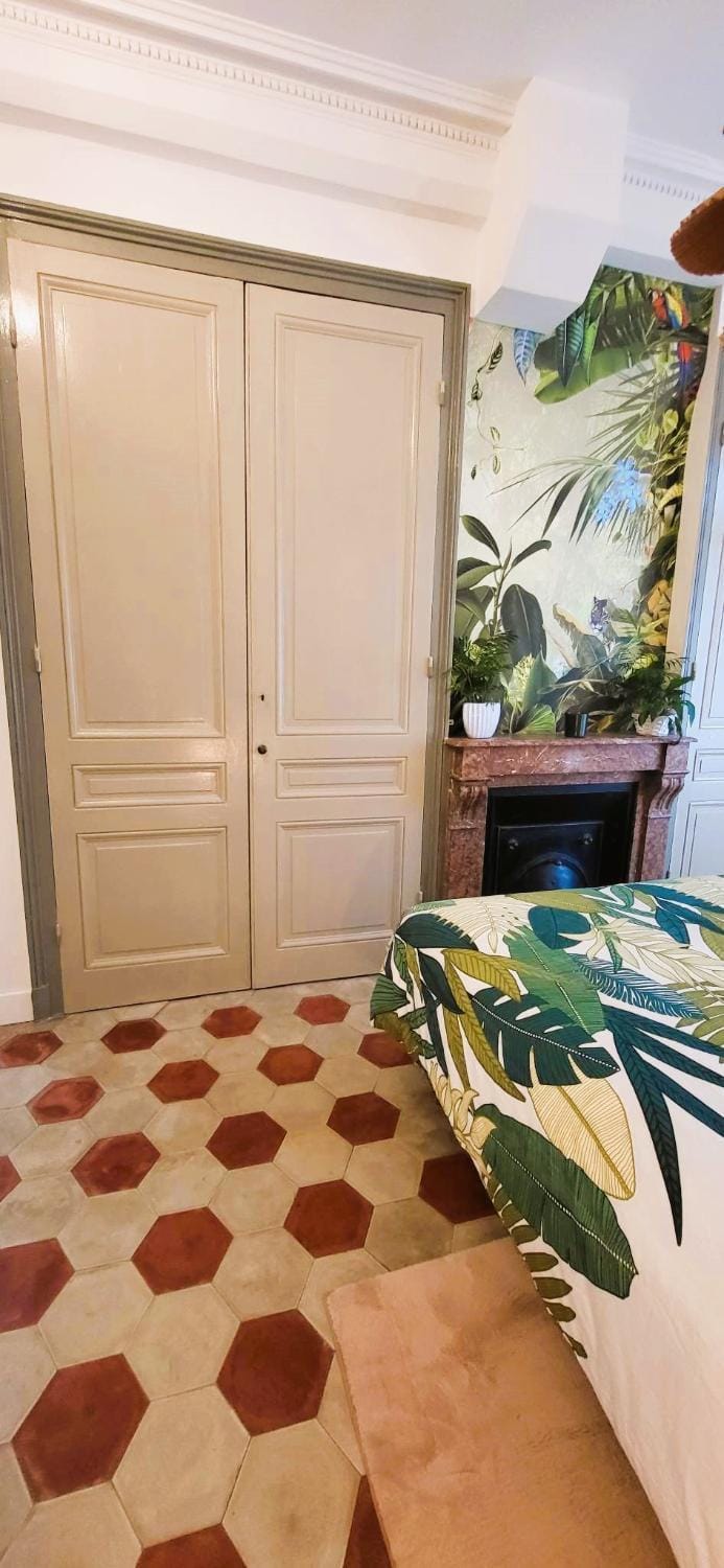 Bed, Photo of the whole room