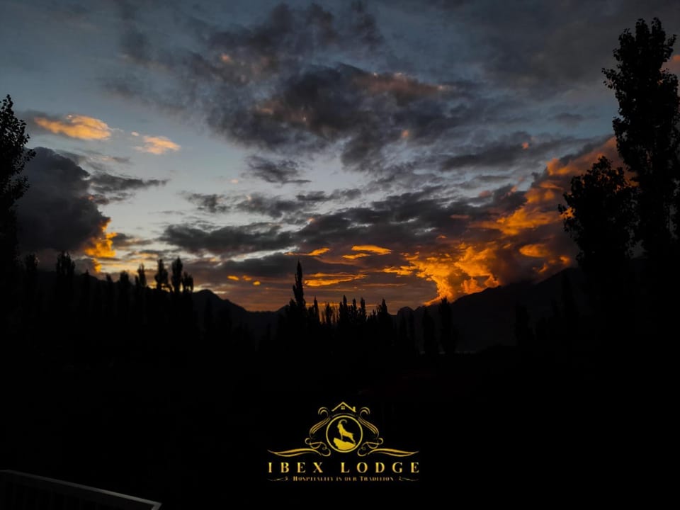 Natural landscape, Mountain view, Sunset