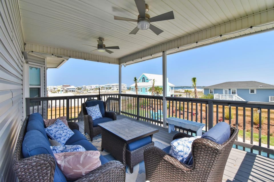 Gratitude Island House in Pensacola Beach