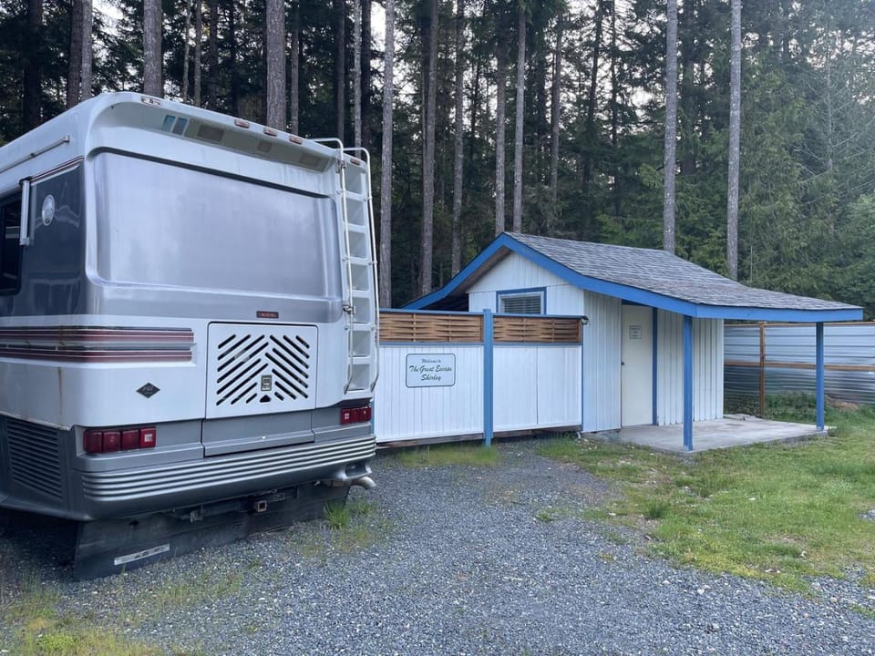 The Great Escape - Shirley & BH House in Vancouver Island