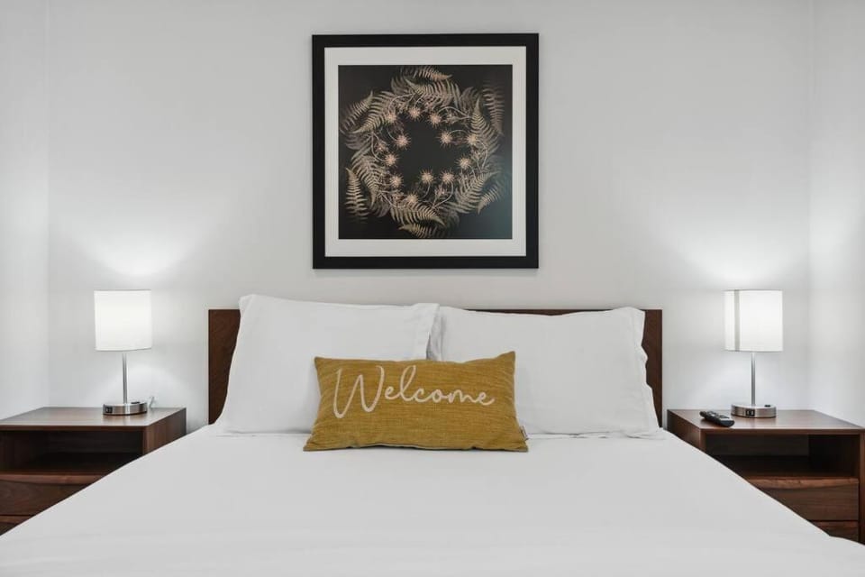 Modern 2-bedroom Apartment - 80 Walkscore! Apartment in Phoenix