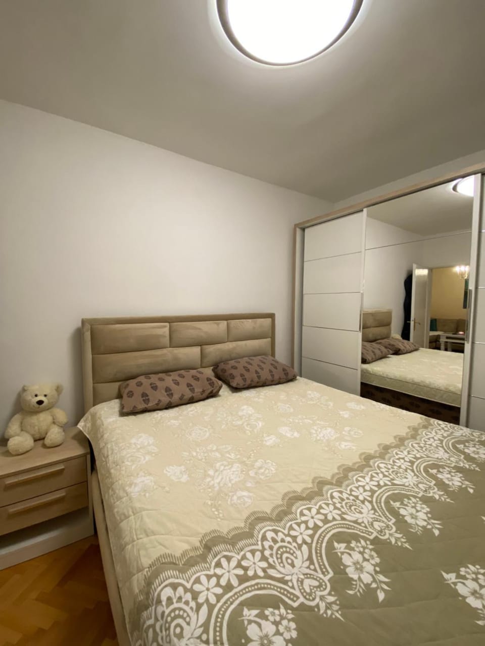 Bed, Photo of the whole room, Bedroom, wardrobe