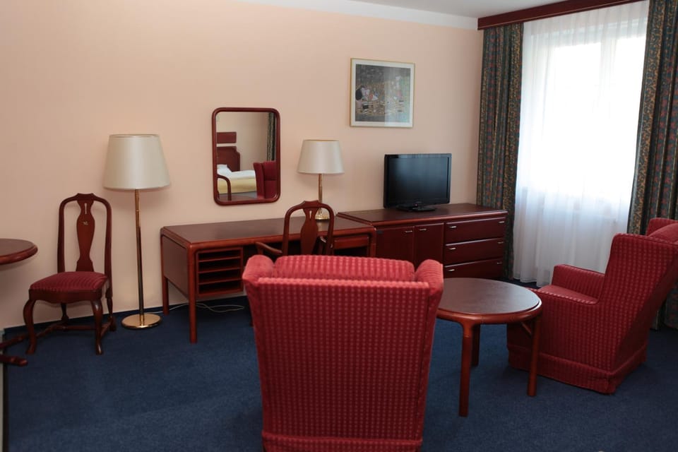 Shower, Toilet, Bowling, Bathroom, TV and multimedia, Coffee/tea facilities, Pets