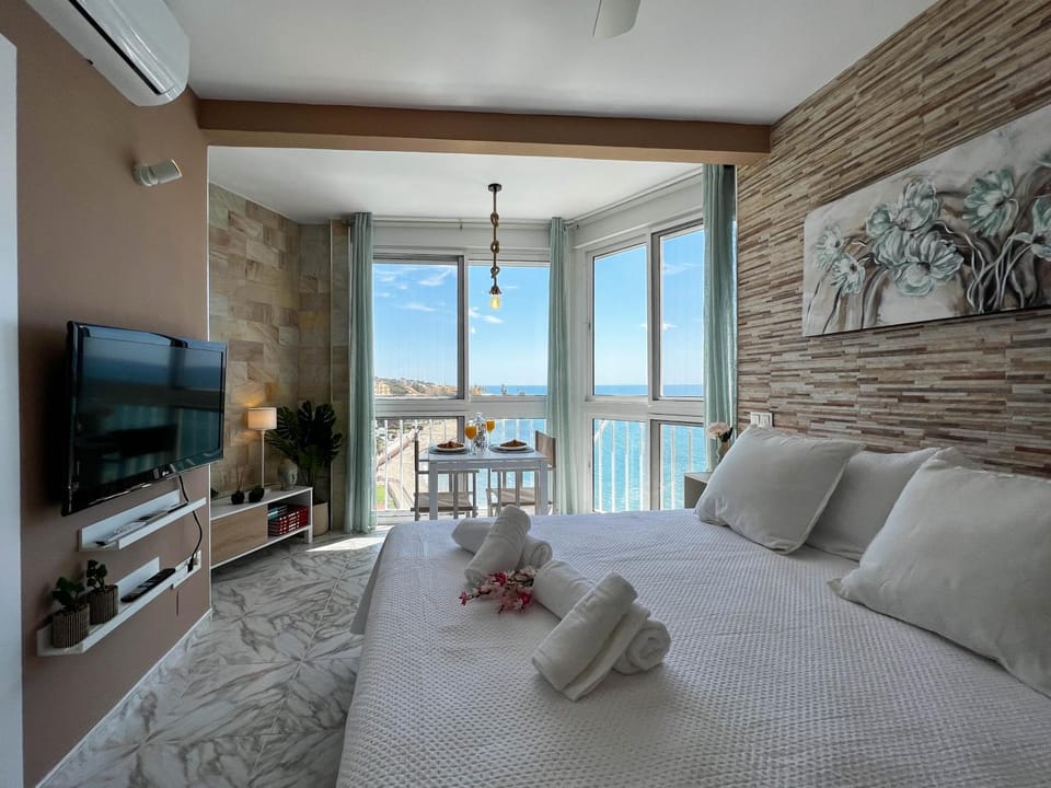 Natural landscape, TV and multimedia, View (from property/room), Living room, Photo of the whole room, Seating area, Sea view