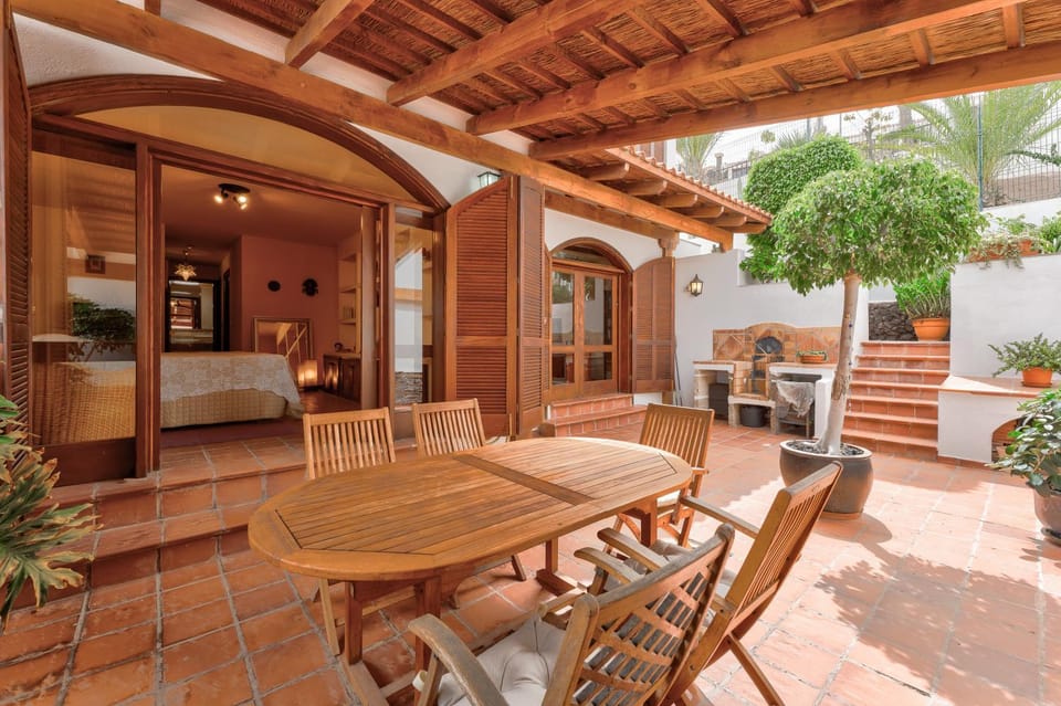 Balcony/Terrace, Dining area