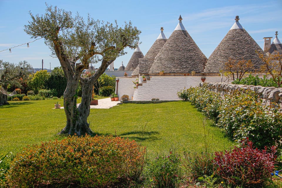 Nearby landmark, Natural landscape, Garden, Garden view, Landmark view