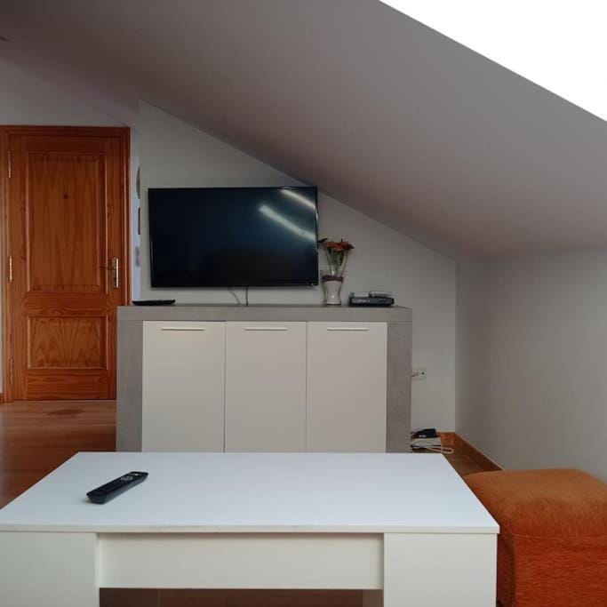 Ático céntrico con terraza y vistas al mar Apartment in O Salnés