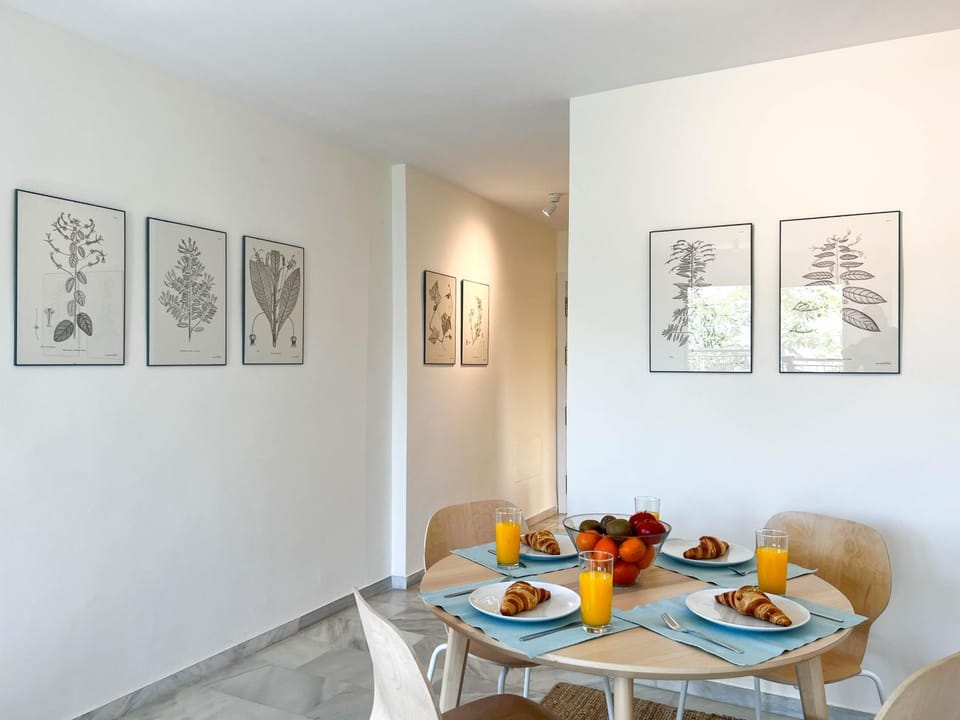 Decorative detail, Dining area
