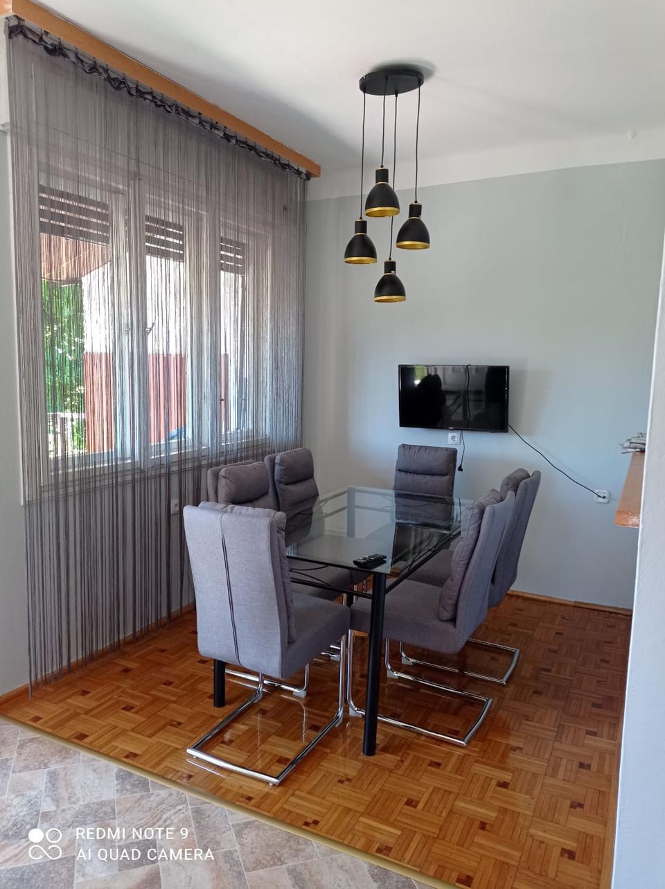 Communal lounge/ TV room, Living room, Dining area