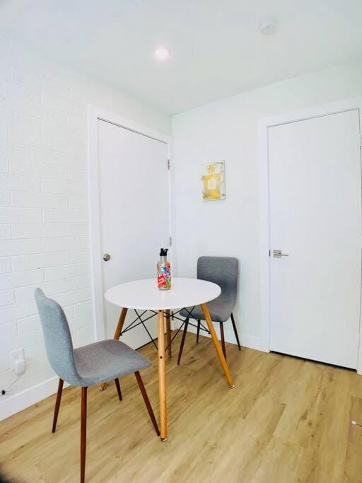 Hidden Gem in OT Studio with Heated Pool Apartment in Scottsdale