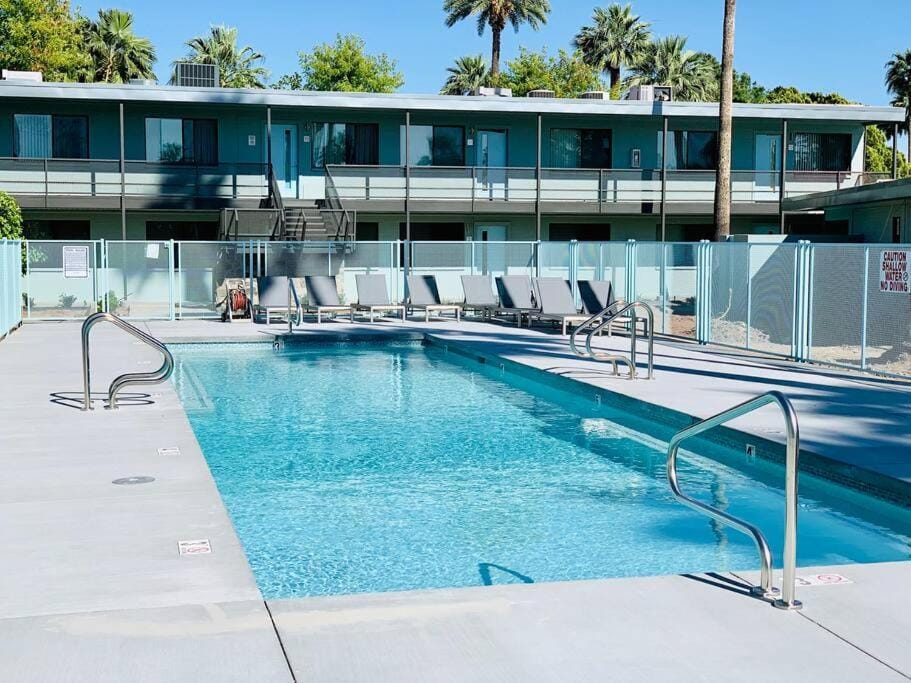 Hidden Gem in OT Studio with Heated Pool Apartment in Scottsdale