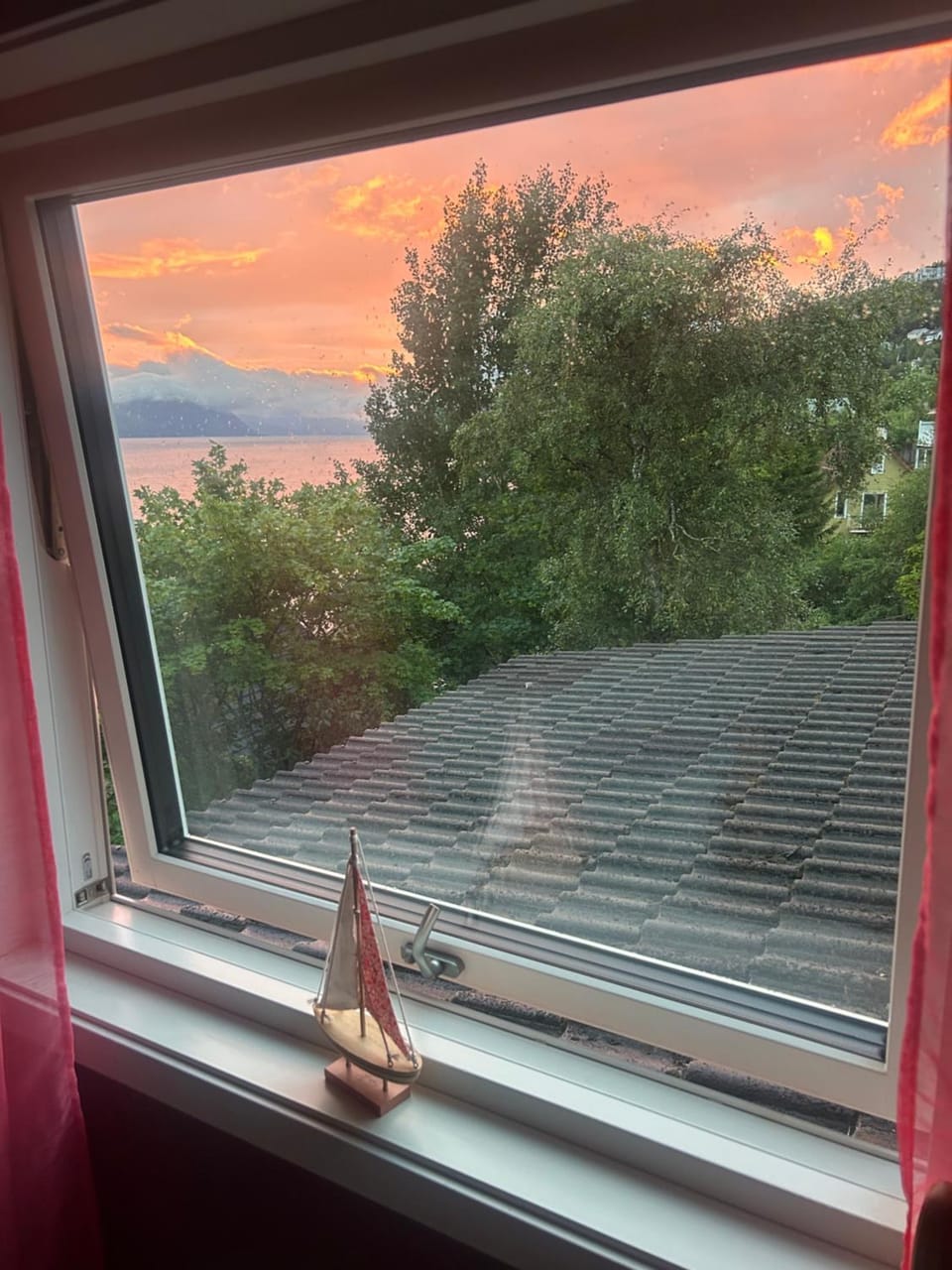Line på Hauane1 Bed and Breakfast in Vestland