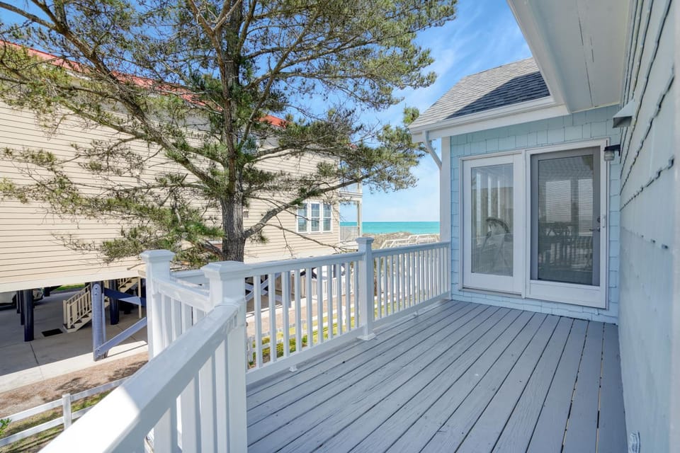 Day, Natural landscape, Summer, Balcony/Terrace, Sea view