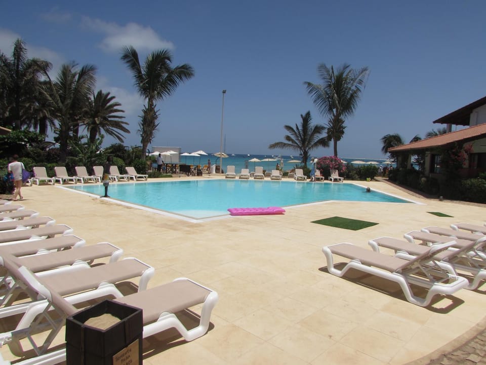 Swimming pool, Swimming pool