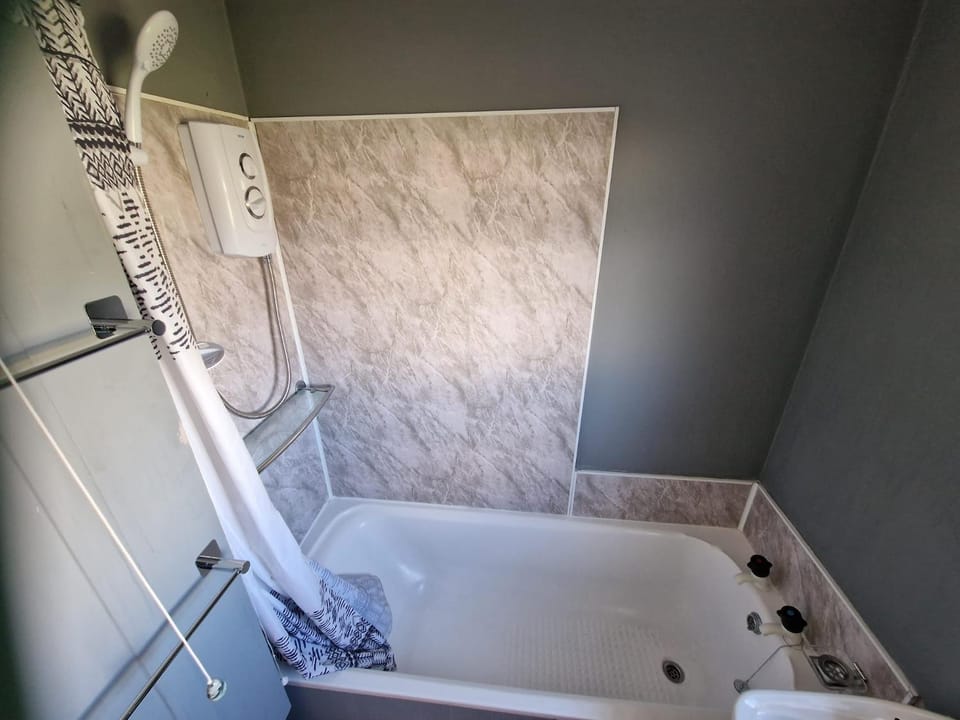 Shower, Bathroom, Bath