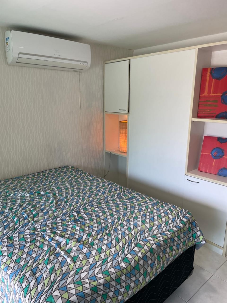 Bed, Photo of the whole room, Bedroom, air conditioner