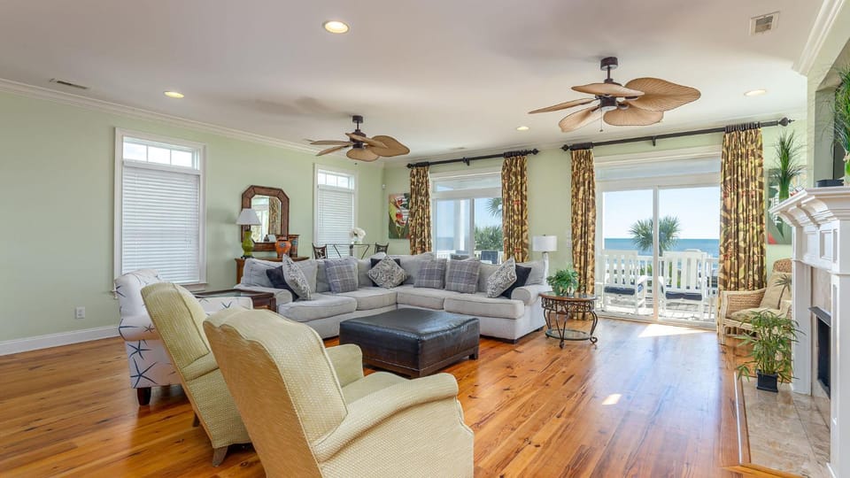 Living room, Seating area, Sea view, fireplace, furniture