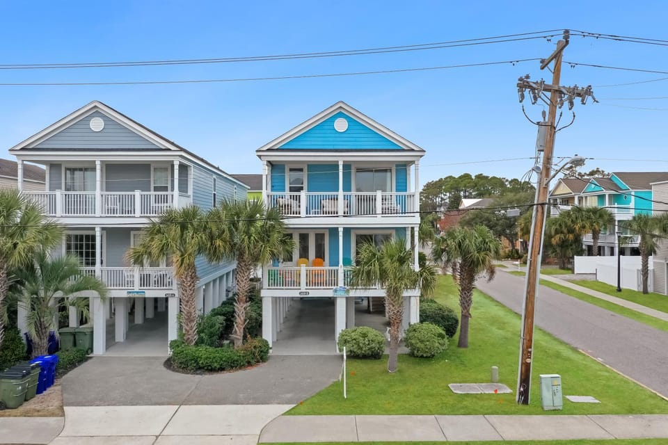 Blue Hawaiian House in Surfside Beach