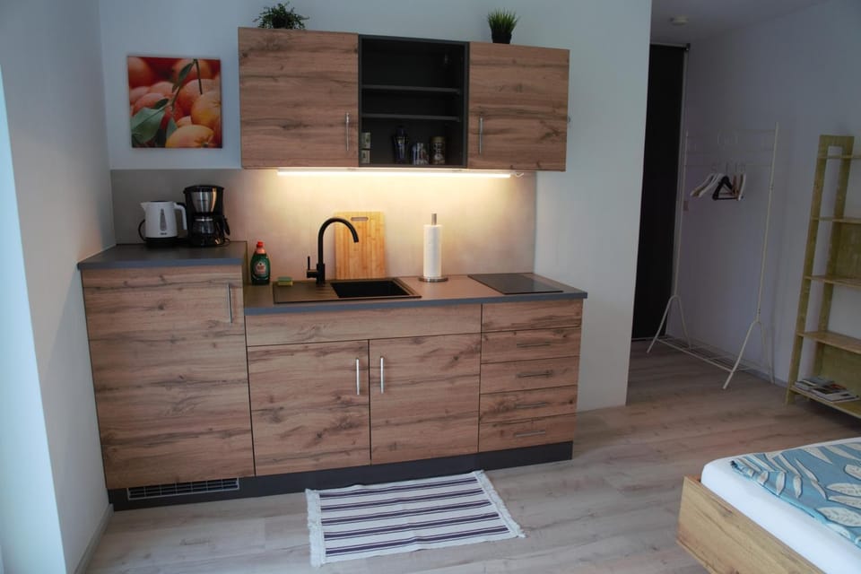 Coffee/tea facilities, Kitchen or kitchenette