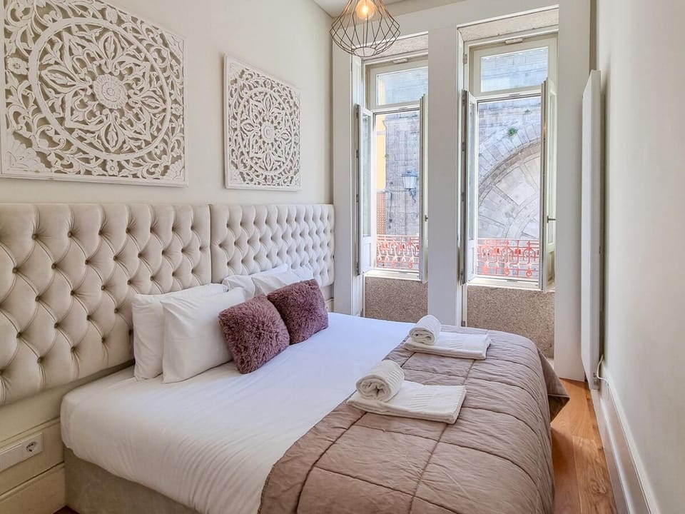 Inspiring City Center 1 BR Apartment with a View Apartment in Porto