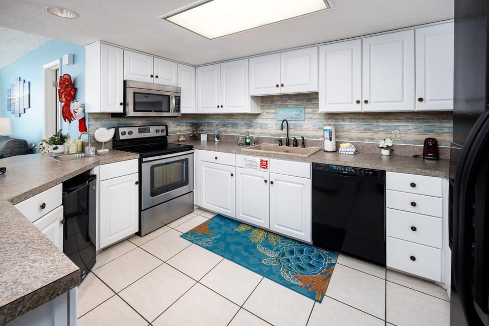 Nautilus 1402 - Gulf Front 1 BR 1 BA - 4th Floor House in Okaloosa Island