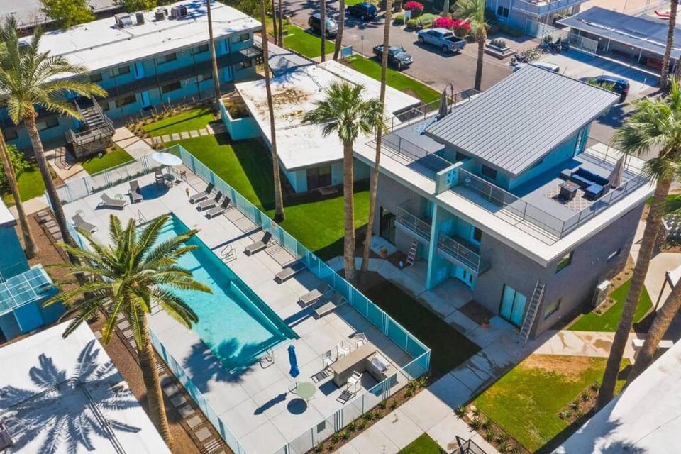 Funky Scottsdale Modern Micro Studio - Walk to OT Apartment in Scottsdale