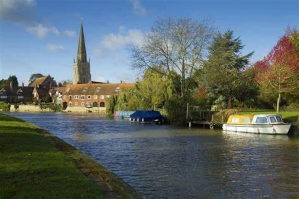 1 bedroom flat sleeps 4 in Abingdon Oxfordshire Apartment in South Oxfordshire District