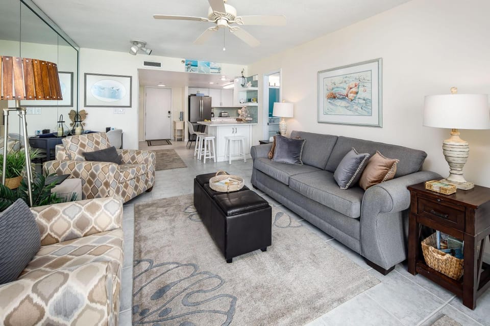 Nautilus 1605 - Gulf Front 1 BR - 6th Floor House in Okaloosa Island