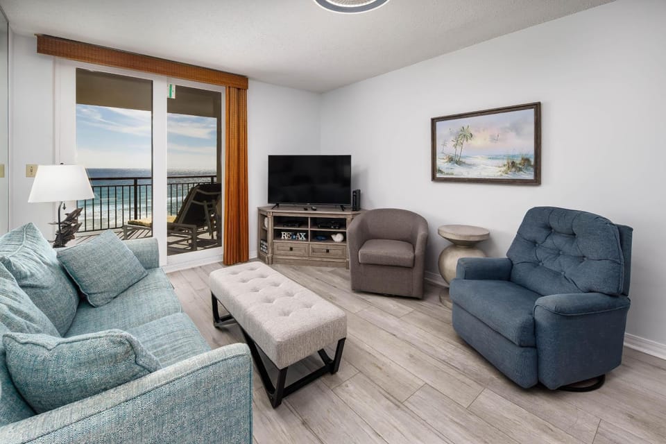 Nautilus 1606 Gulf Front 2 Bedroom 6th Floor Huge Wraparound Balcony House in Okaloosa Island