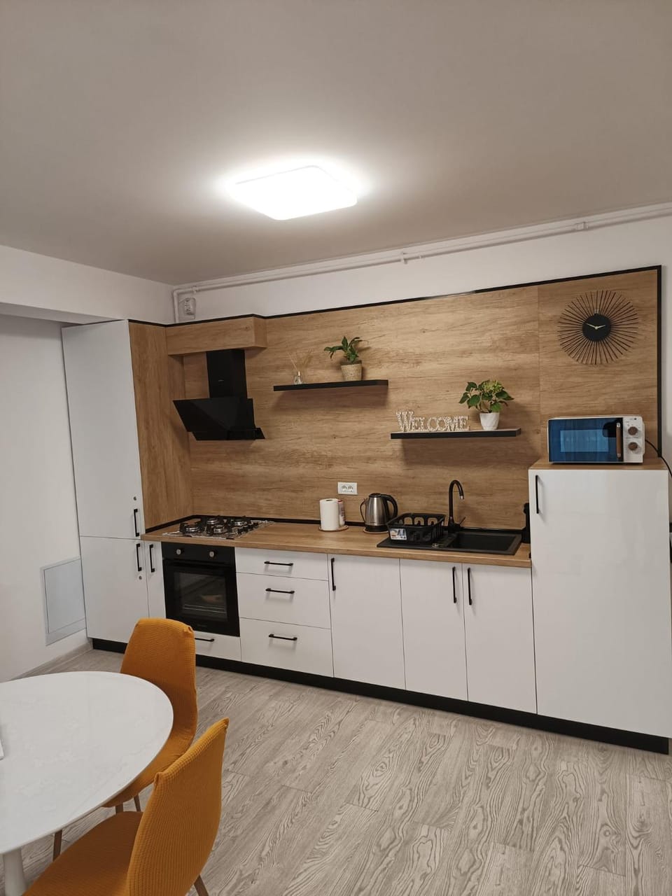 Coffee/tea facilities, Kitchen or kitchenette, minibar, pet friendly, stove