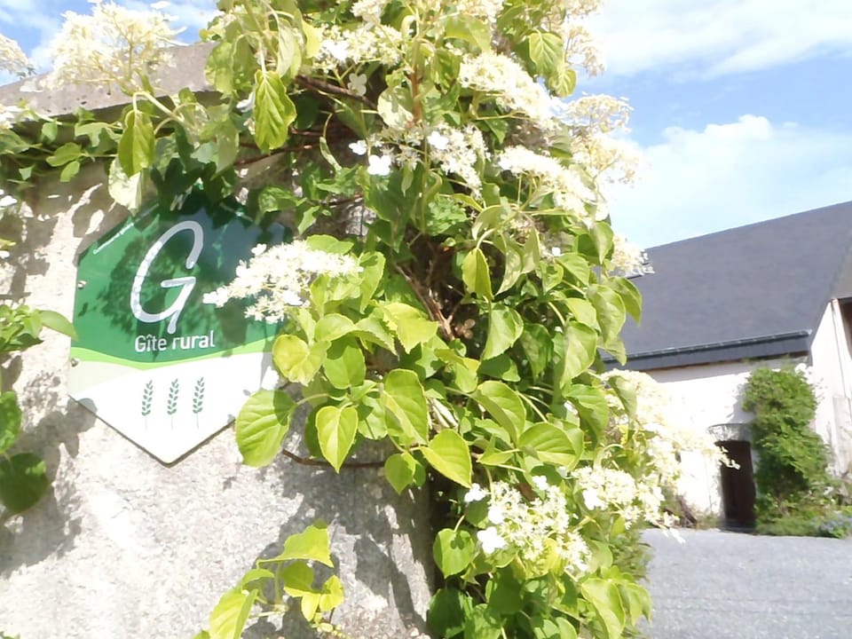 Facade/entrance, Property logo or sign, Logo/Certificate/Sign