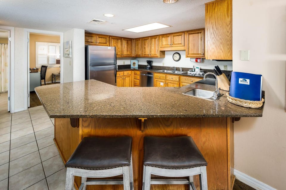 Nautilus 2711 Gulf View 7th Flr 2 BR 2 BA House in Okaloosa Island