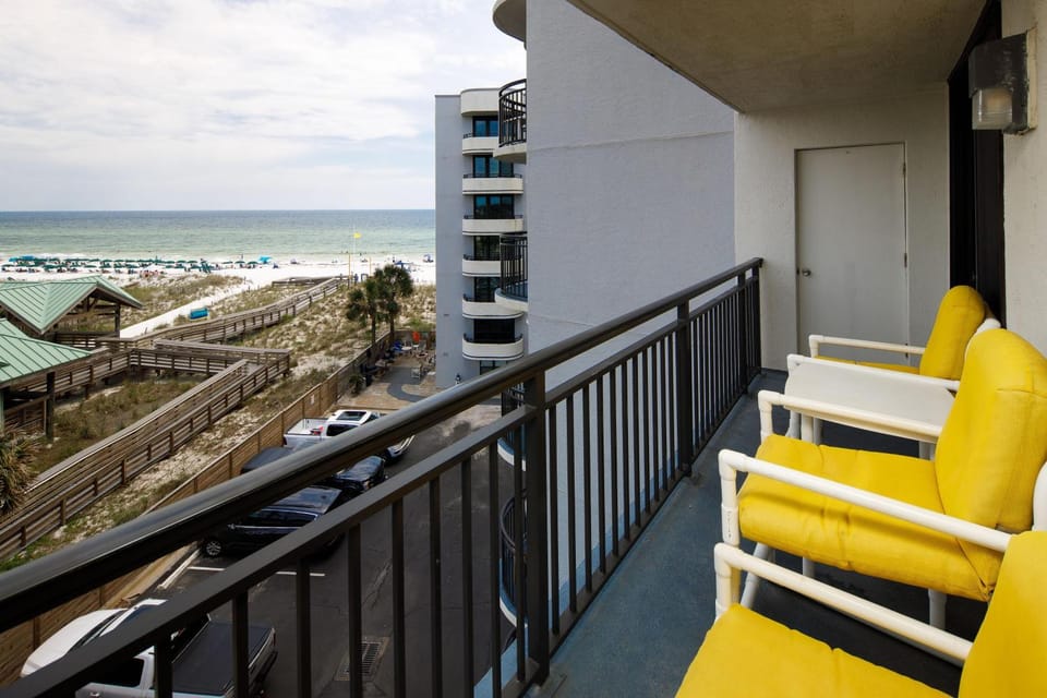 Nautilus 2509 Gulf View 5th Floor 2 BR 2 BA House in Okaloosa Island