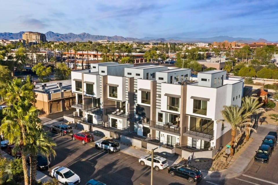 Soulshine Studio in the Heart of Old Town Scottsdale Apartment in Scottsdale
