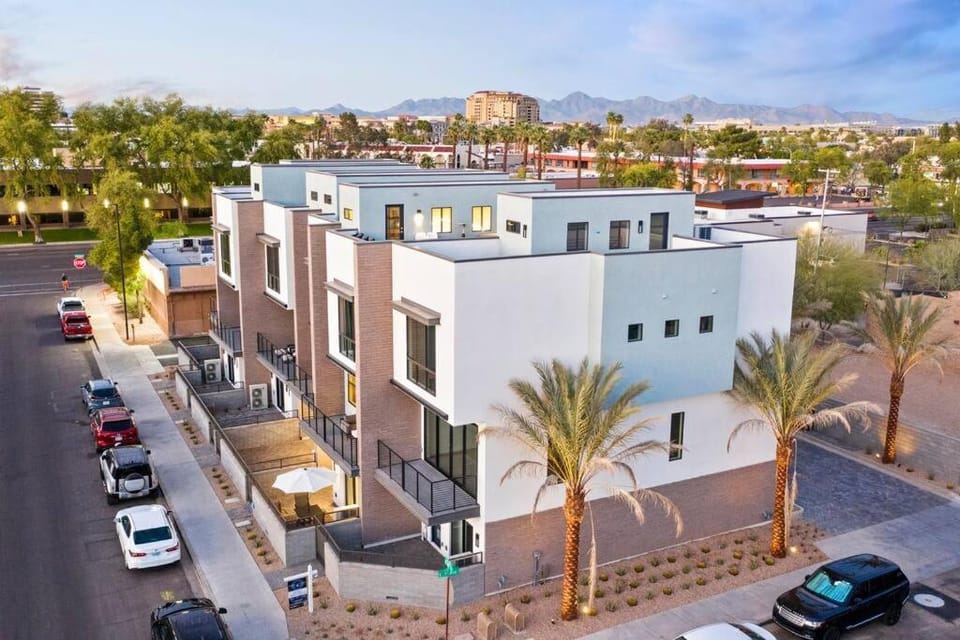 Soulshine Studio in the Heart of Old Town Scottsdale Apartment in Scottsdale