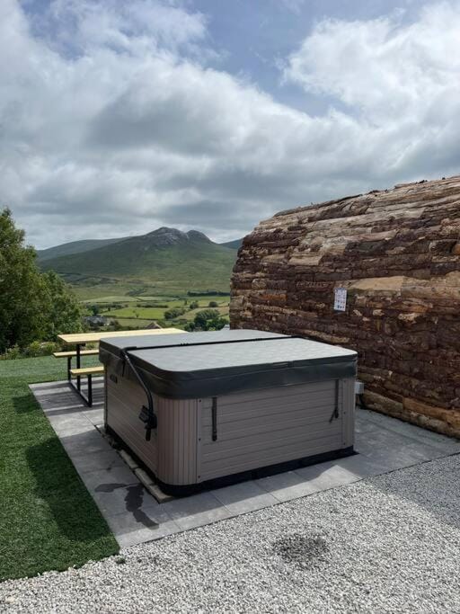 Greenview Glamping Pods Campground/ 
RV Resort in Northern Ireland
