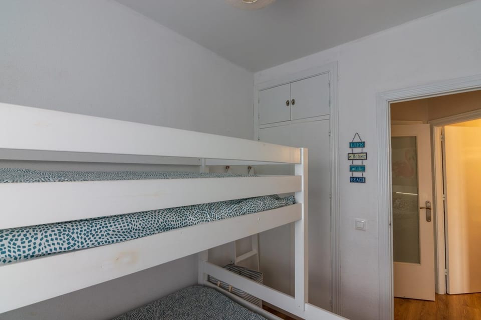 Bed, Bedroom, bunk bed, wardrobe