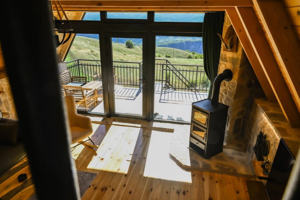 Chalet Highland House in Montenegro