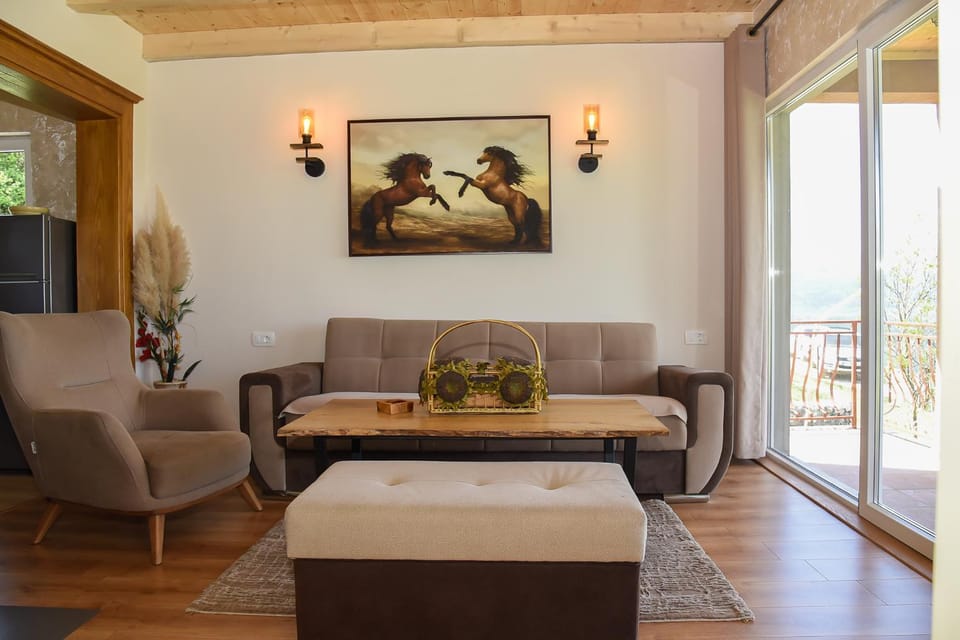 Chalet Highland House in Montenegro