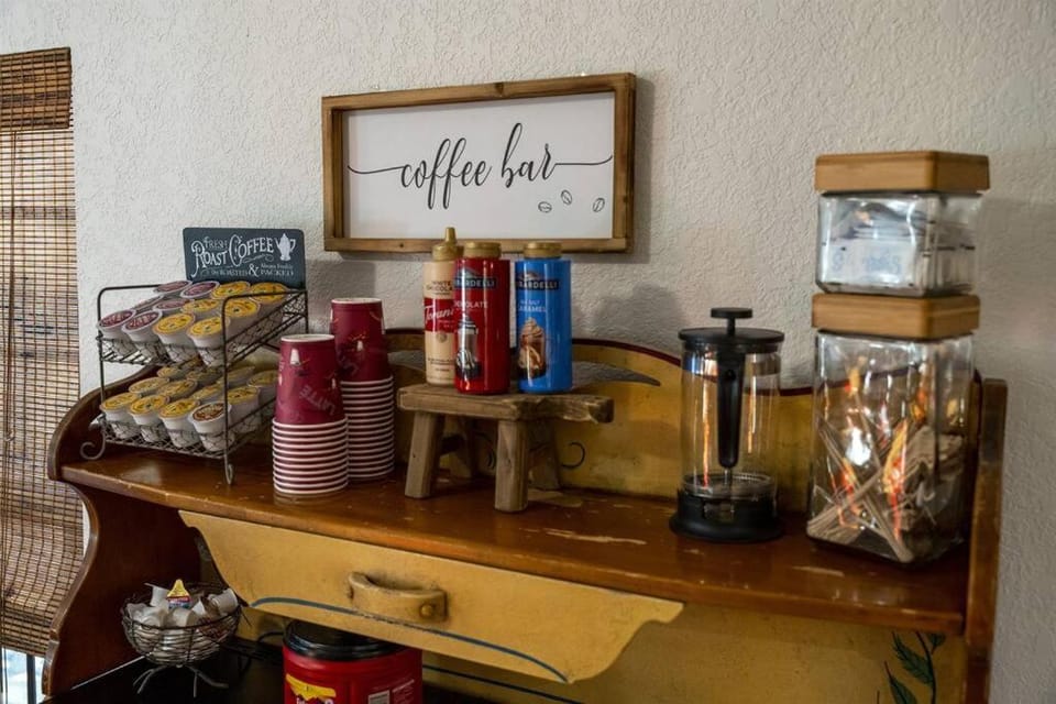 Coffee/tea facilities