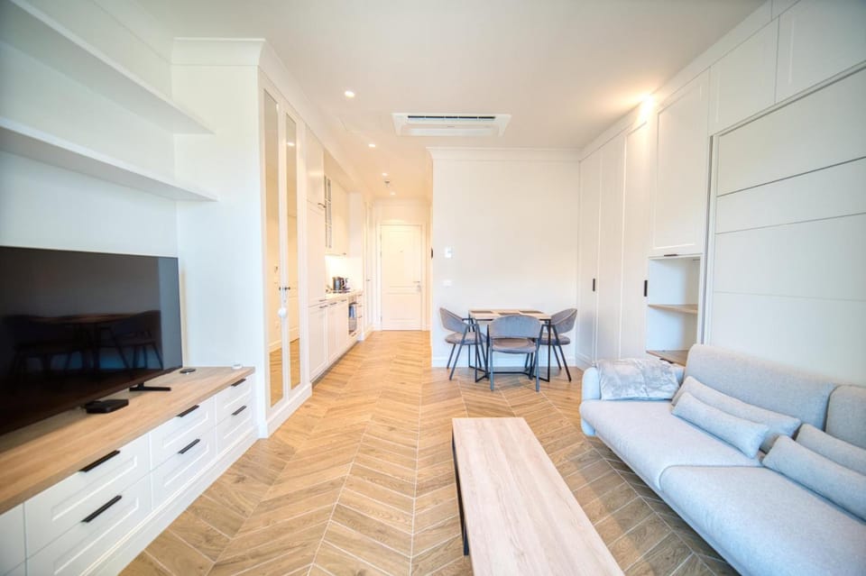 Lustica Bay Centrale by 2BHome Apartment in Kotor Municipality