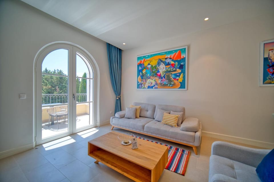 Lustica Bay Centrale by 2BHome Apartment in Kotor Municipality