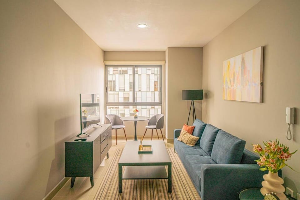 4C- Apartment W pool, gym, high speed WiFi 1BR House in Mexico City