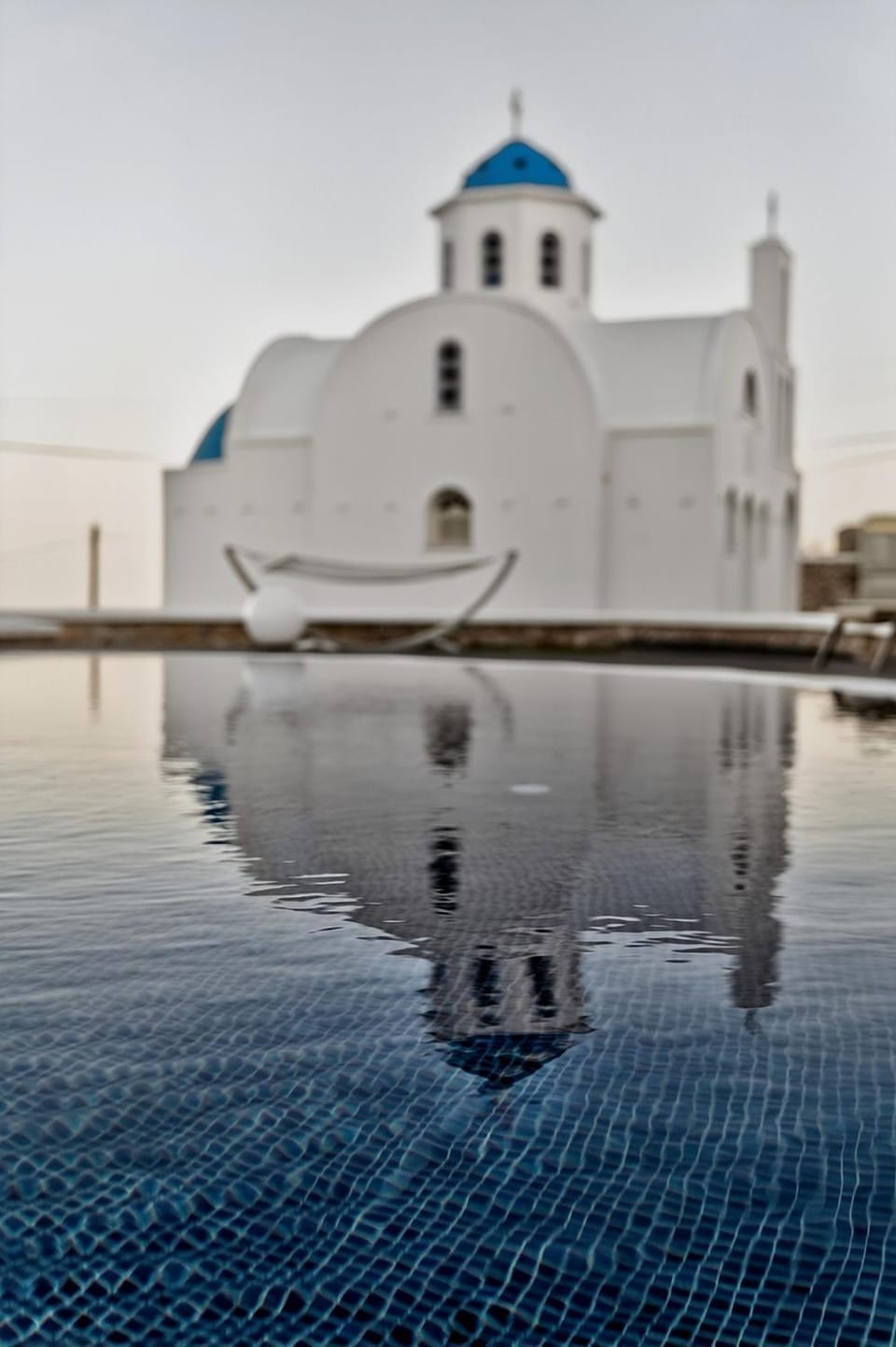 Property building, Day, Pool view, Swimming pool