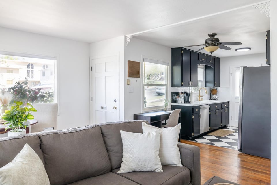 TV and multimedia, Living room, Dining area, heating, internet, pet friendly, kitchen, air conditioner