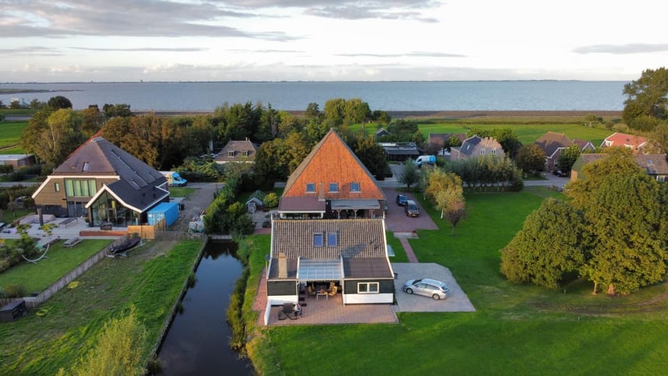 vakantiehuis Warder House in North Holland (province)